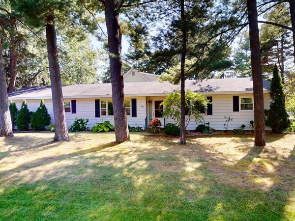 503 Second Street W, Elk Rapids, MI 49629