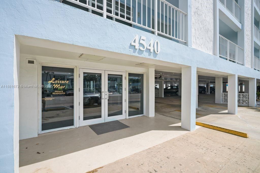 4540 N Ocean Dr, Unit 104, Lauderdale by the Sea, FL 33308 Photo