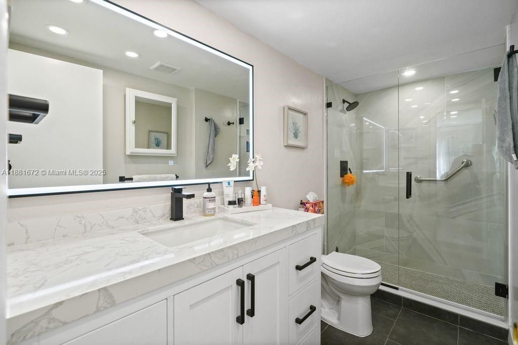 4540 N Ocean Dr, Unit 104, Lauderdale by the Sea, FL 33308 Photo