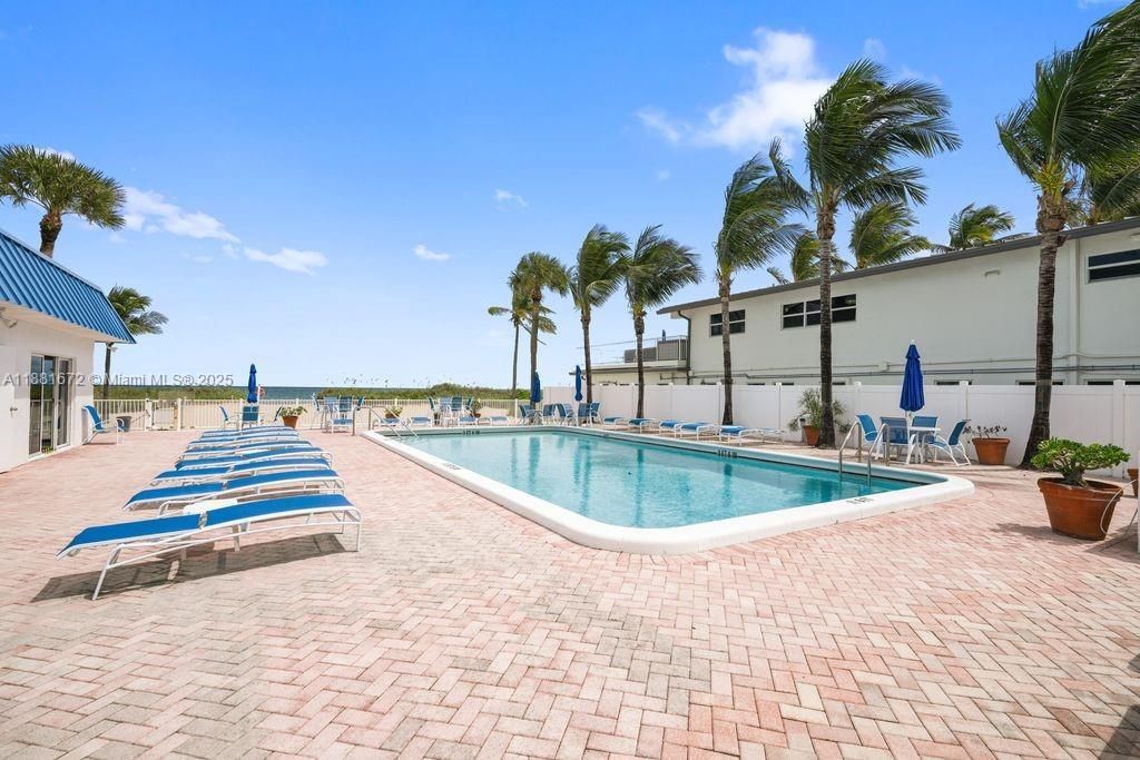 4540 N Ocean Dr, Unit 104, Lauderdale by the Sea, FL 33308 Photo