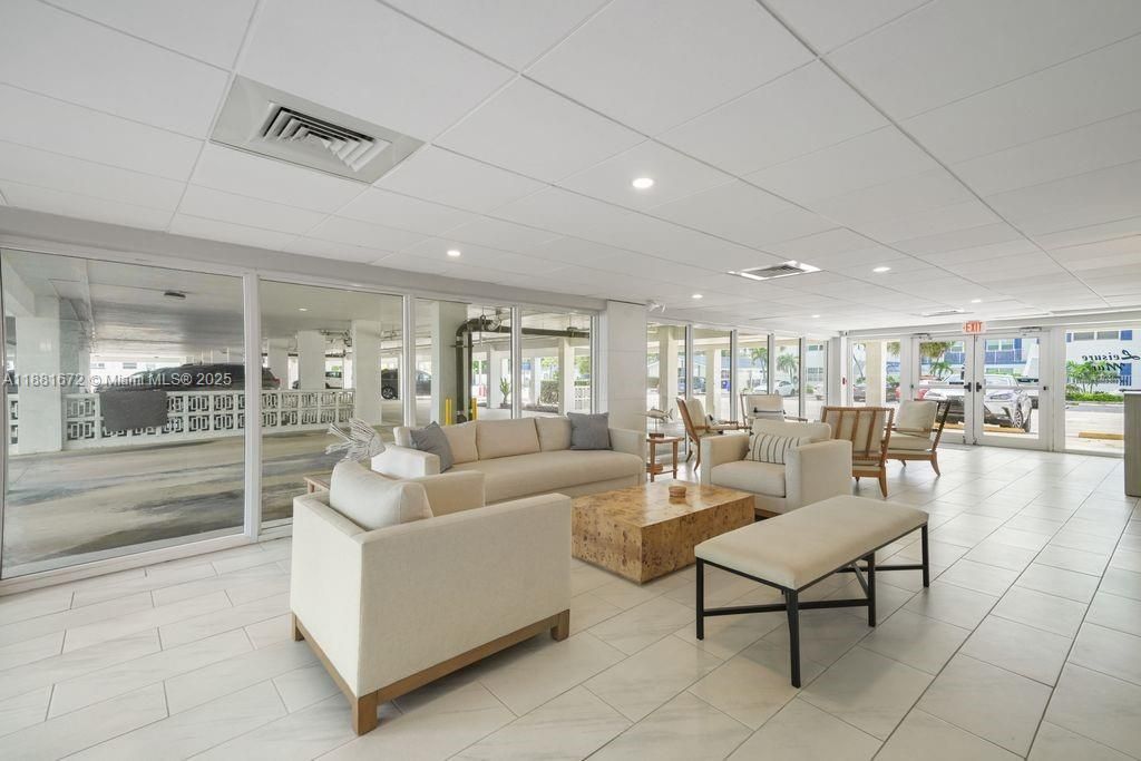 4540 N Ocean Dr, Unit 104, Lauderdale by the Sea, FL 33308 Photo