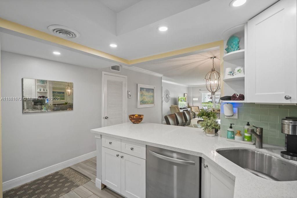 4540 N Ocean Dr, Unit 104, Lauderdale by the Sea, FL 33308 Photo