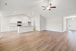 465 Summit Ave. photo 4