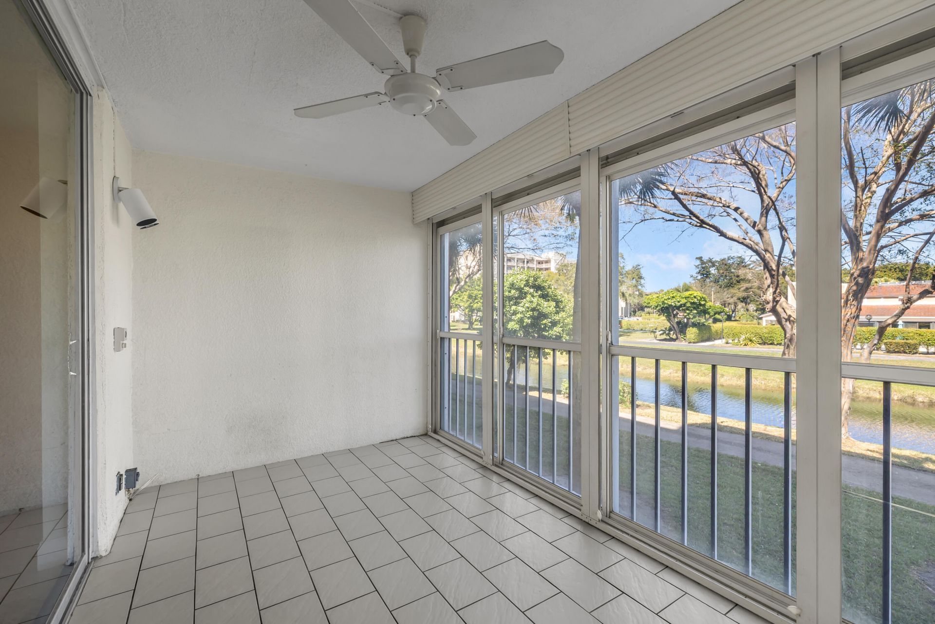 14527 Bonaire Boulevard, Unit 203, Delray Beach, FL 33446 Photo