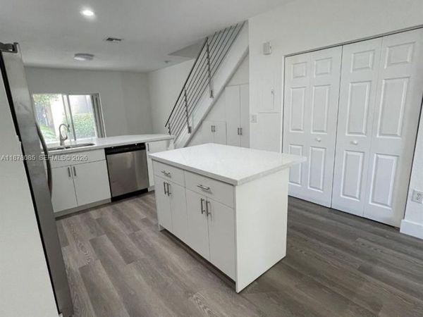 5725 NW 114th Path, Unit 106, Doral, FL 33178