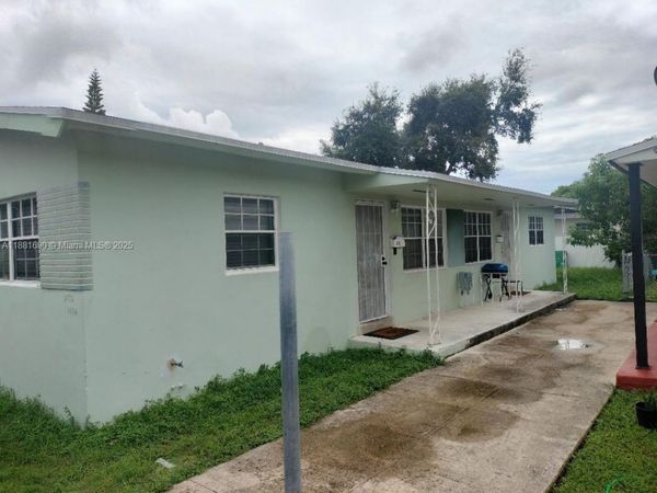 1172-74 NW 64th St, Miami, FL 33150