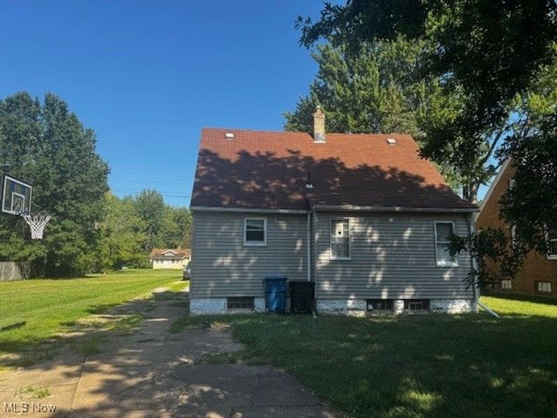 6926 Mackenzie Road, Olmsted Falls, OH 44138 Photo 11