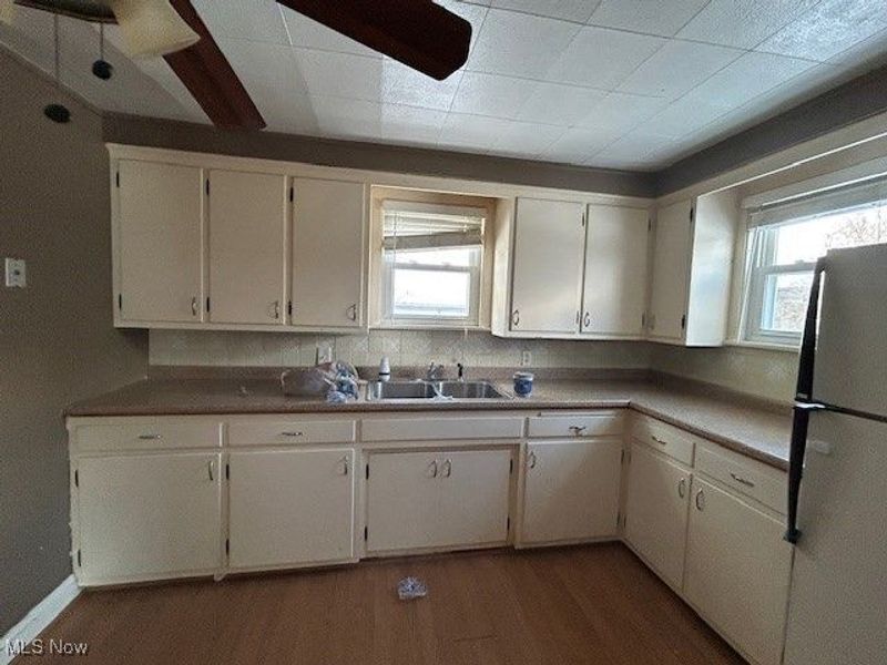 6926 Mackenzie Road, Olmsted Falls, OH 44138 Photo 9