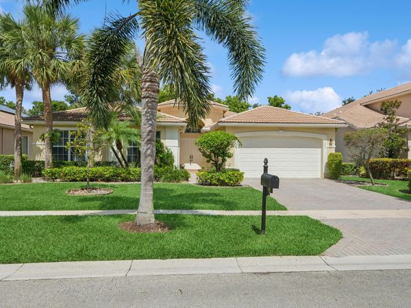 7203 Arcadia Bay Court, Delray Beach, FL 33446