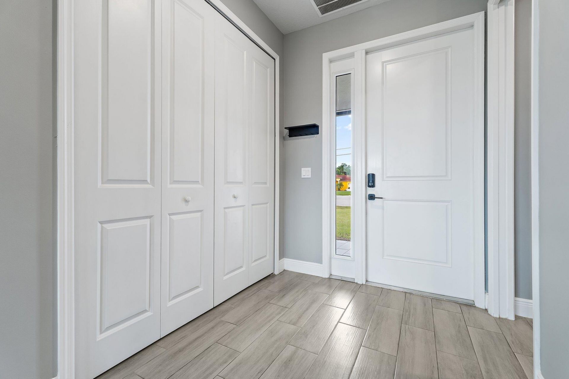 5515 NW Downs Street, Port Saint Lucie, FL 34986 Photo