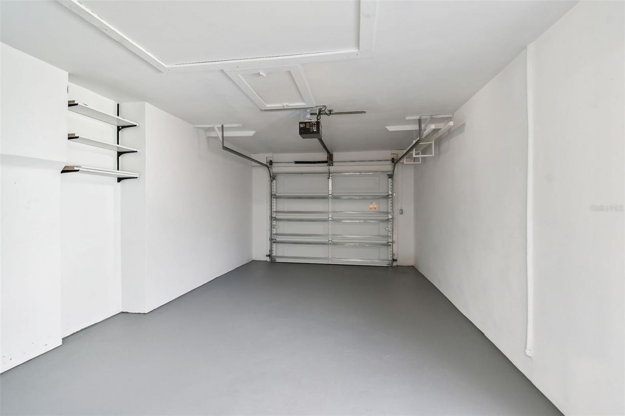 1045 44th Avenue Ne, Saint Petersburg, FL 33703 Photo