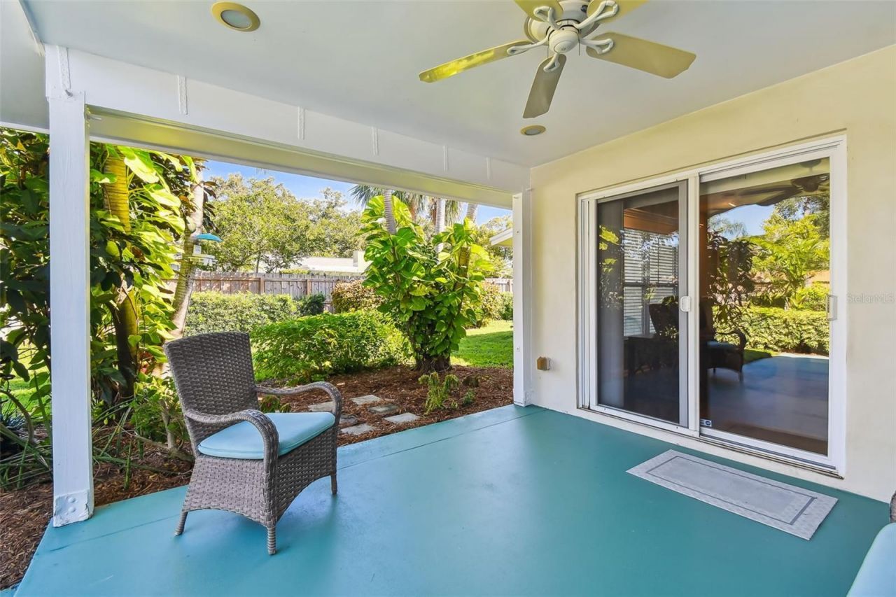 1045 44th Avenue Ne, Saint Petersburg, FL 33703 Photo