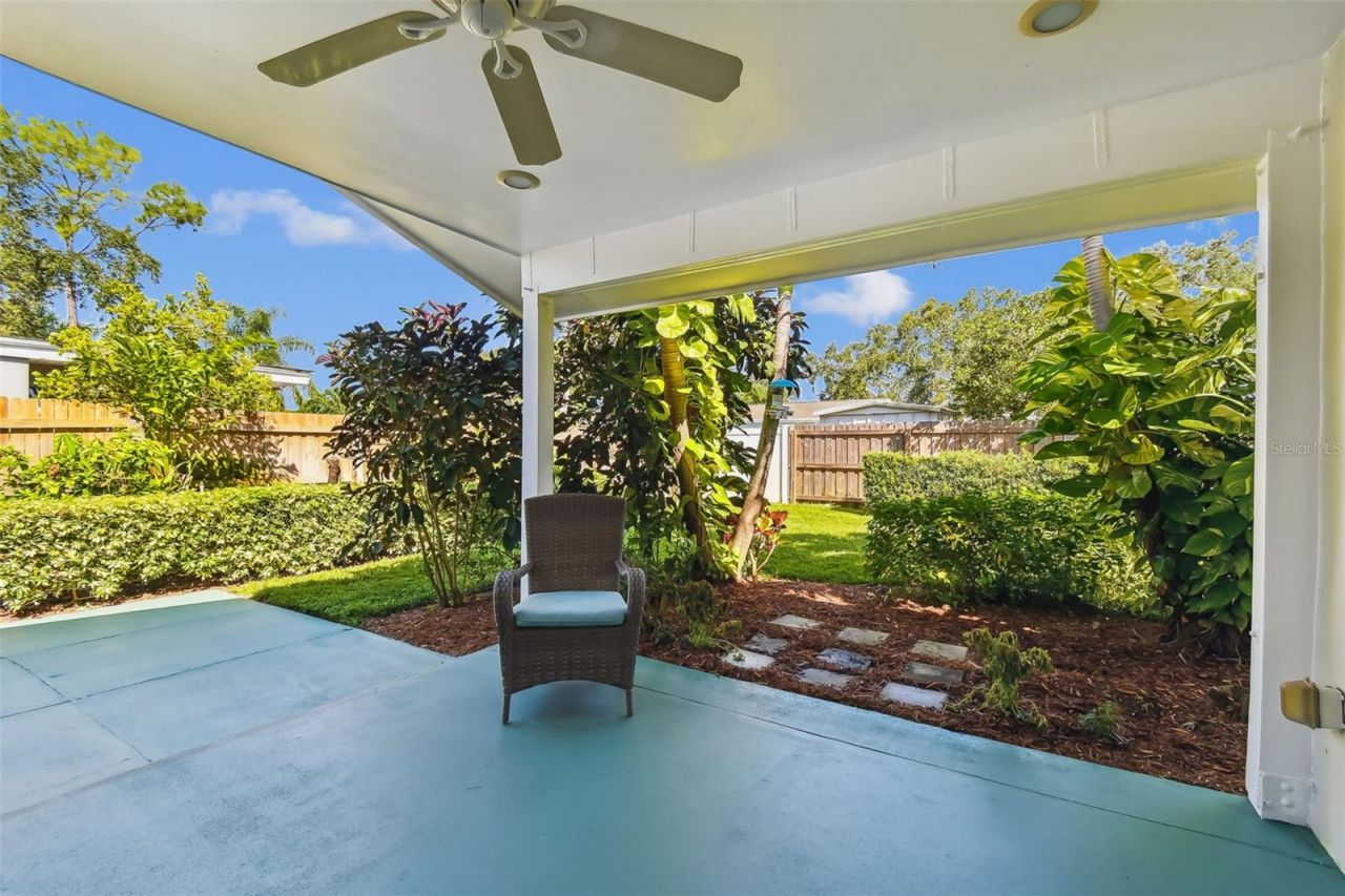 1045 44th Avenue Ne, Saint Petersburg, FL 33703 Photo