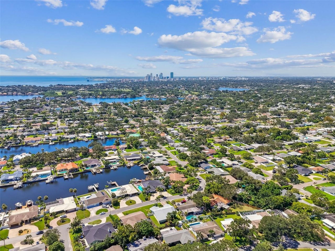 1045 44th Avenue Ne, Saint Petersburg, FL 33703 Photo