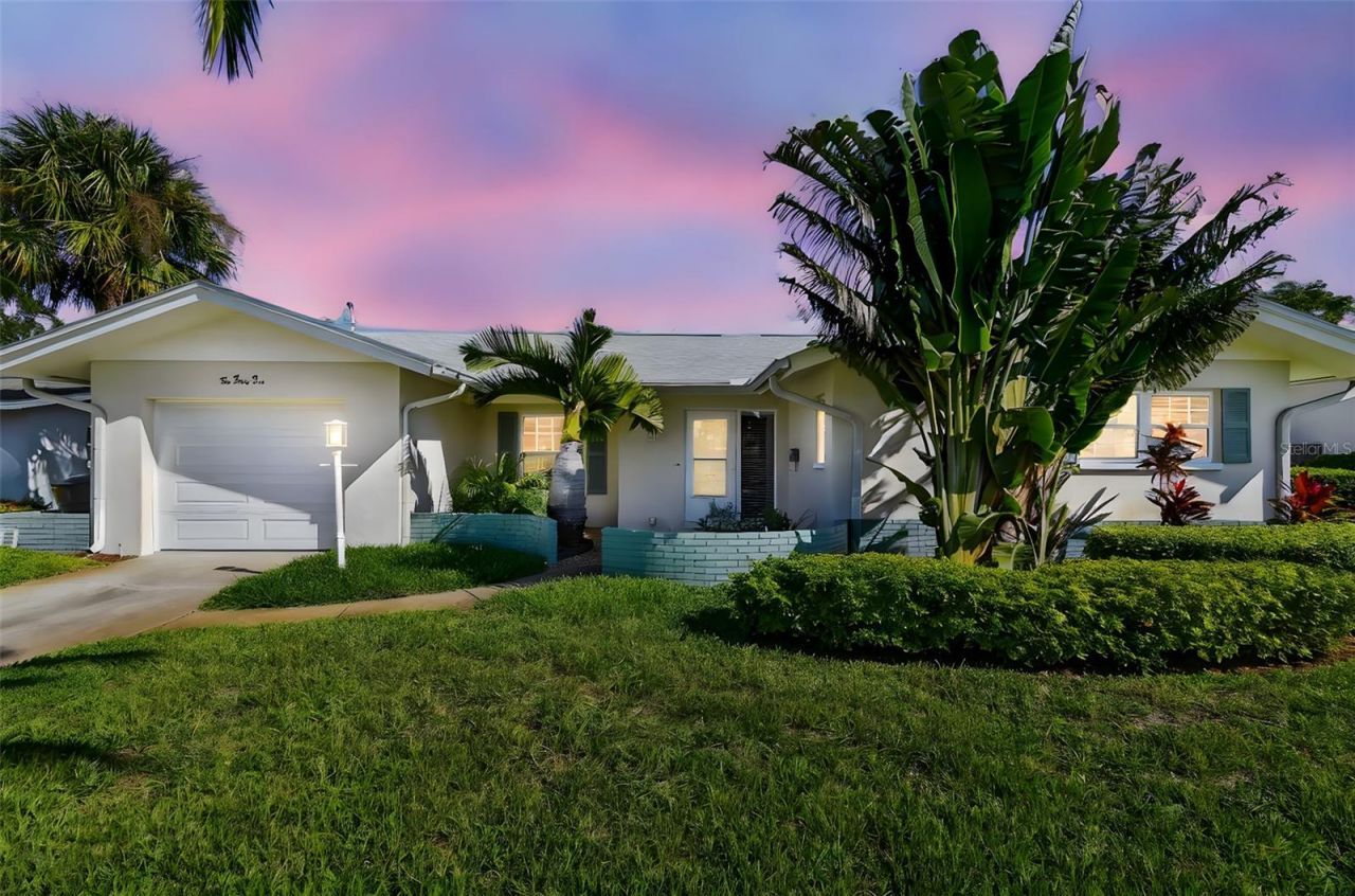 1045 44th Avenue Ne, Saint Petersburg, FL 33703 Photo