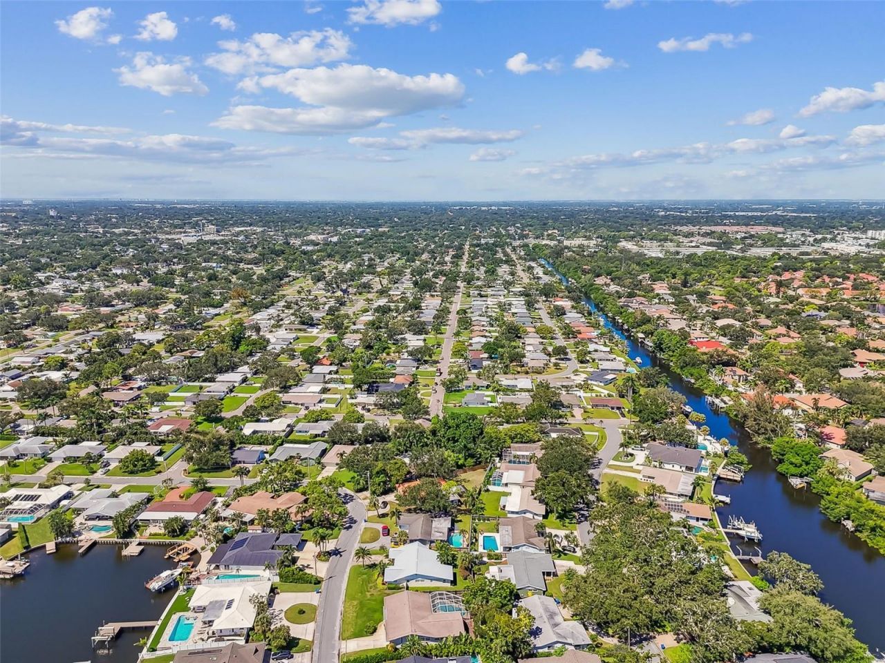 1045 44th Avenue Ne, Saint Petersburg, FL 33703 Photo