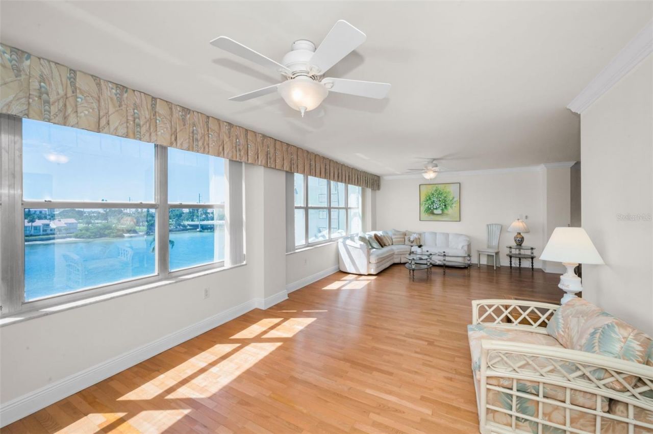 5200 Brittany Drive S, Unit 510, Saint Petersburg, FL 33715 Photo