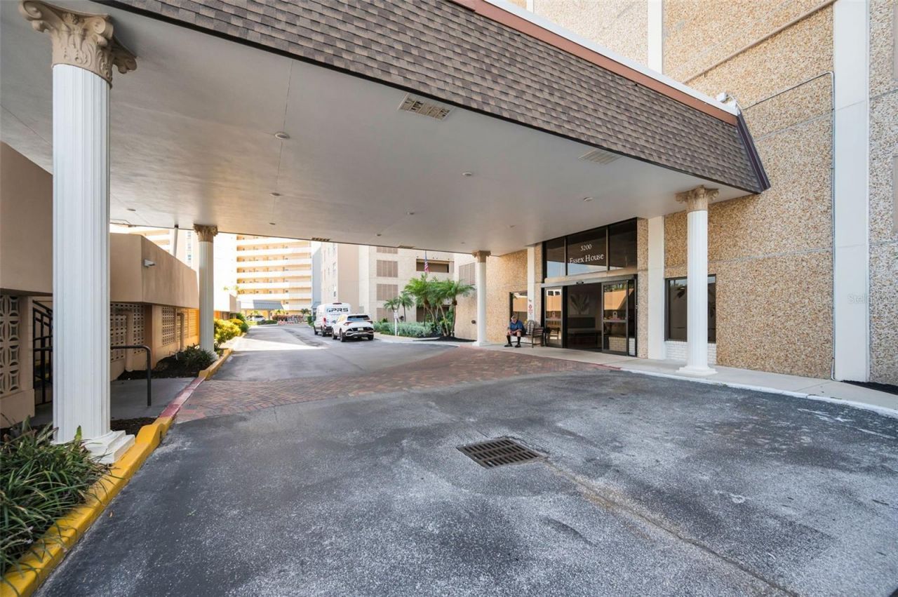 5200 Brittany Drive S, Unit 510, Saint Petersburg, FL 33715 Photo