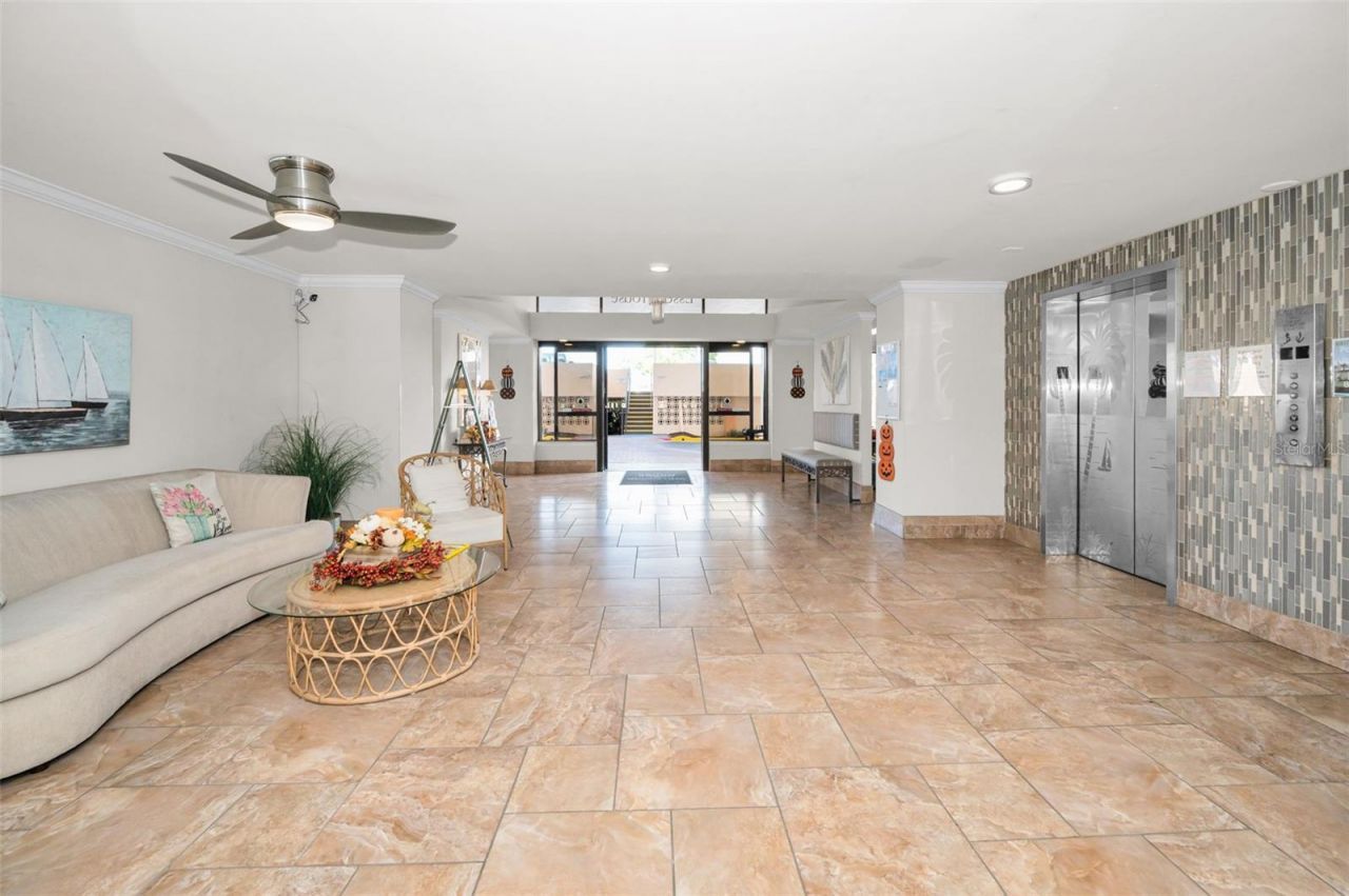 5200 Brittany Drive S, Unit 510, Saint Petersburg, FL 33715 Photo