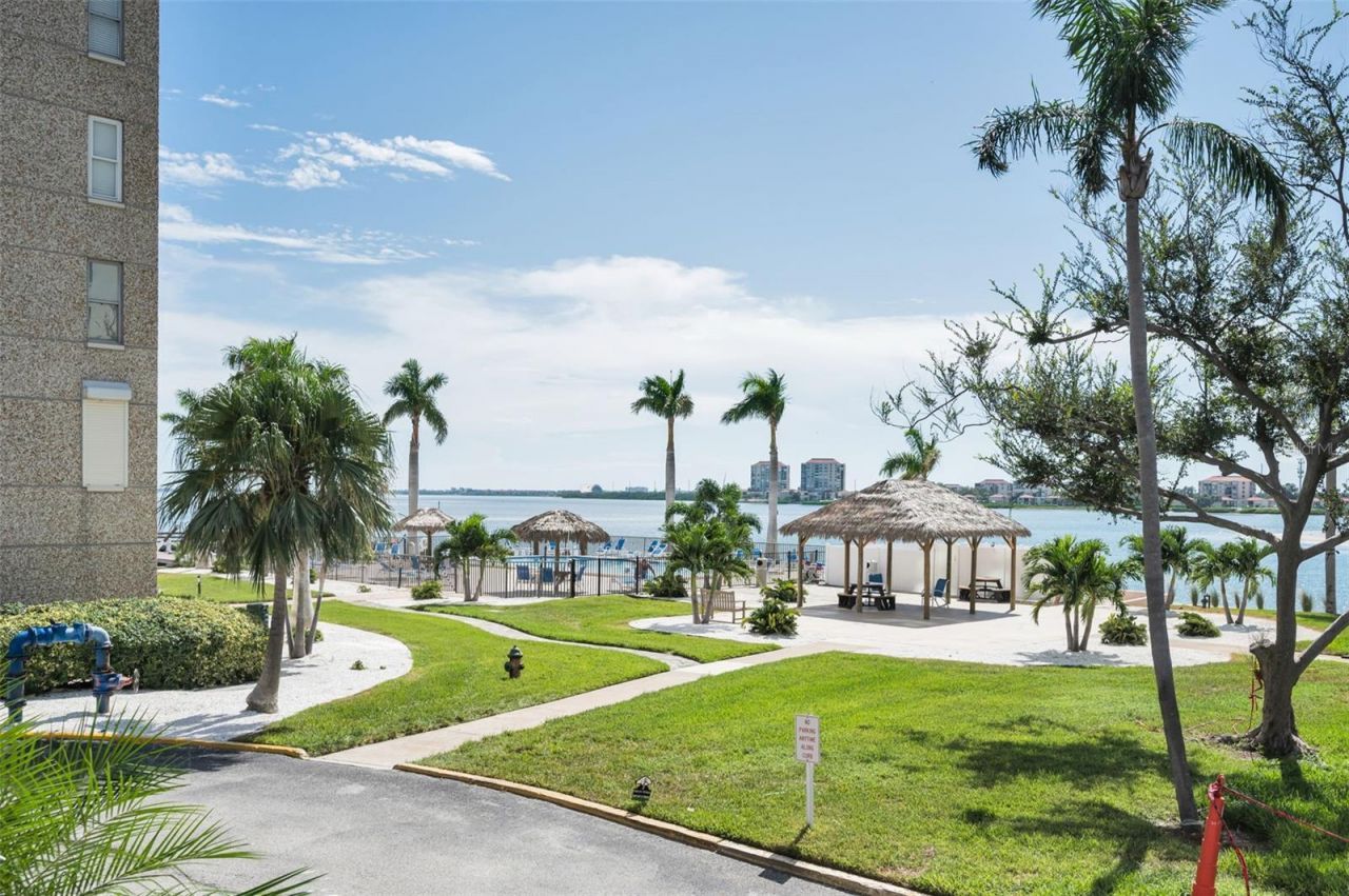 5200 Brittany Drive S, Unit 510, Saint Petersburg, FL 33715 Photo