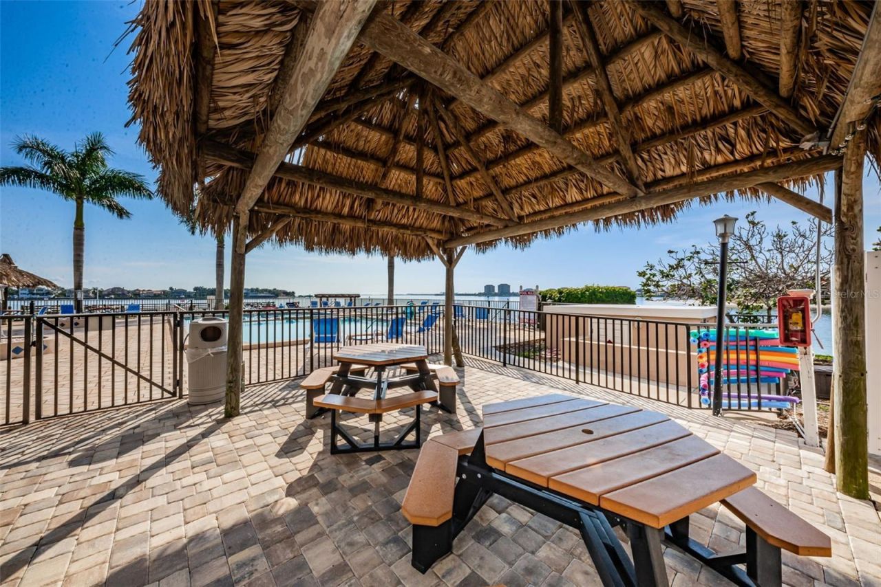 5200 Brittany Drive S, Unit 510, Saint Petersburg, FL 33715 Photo