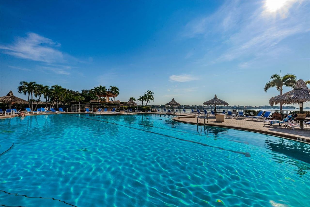 5200 Brittany Drive S, Unit 510, Saint Petersburg, FL 33715 Photo