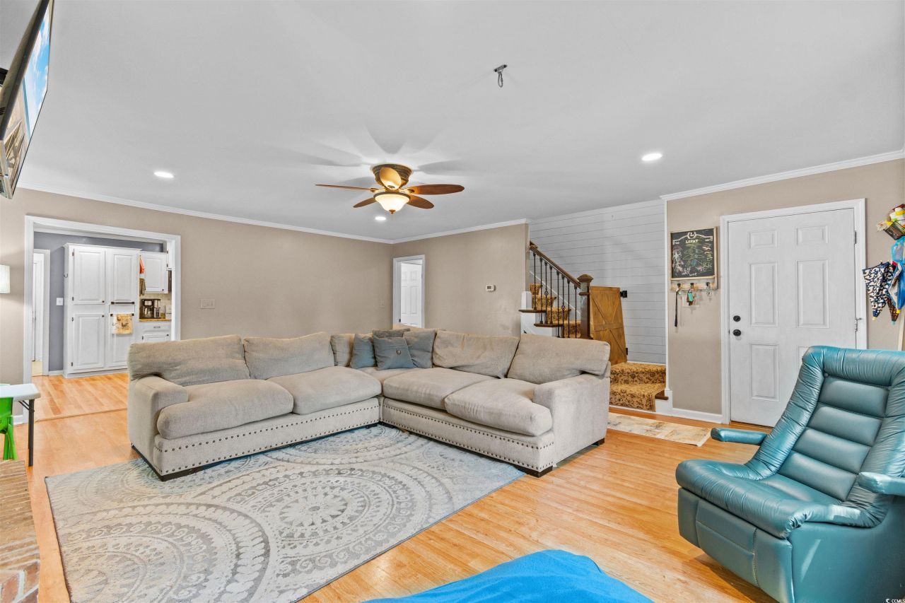 7420 Springside Dr. Photo 10