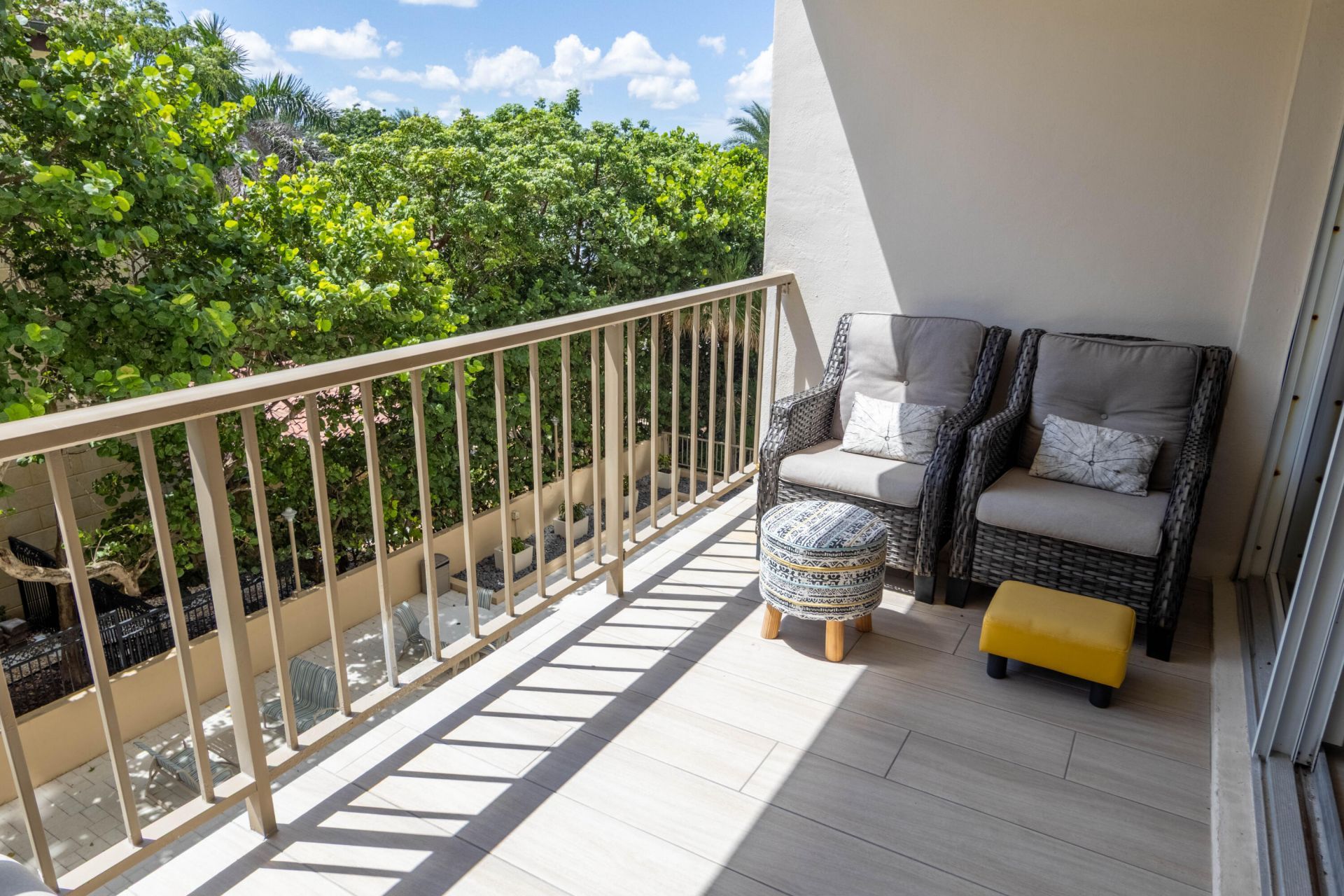 1021 Hillsboro Mile, Unit 203, Hillsboro Beach, FL 33062 Photo