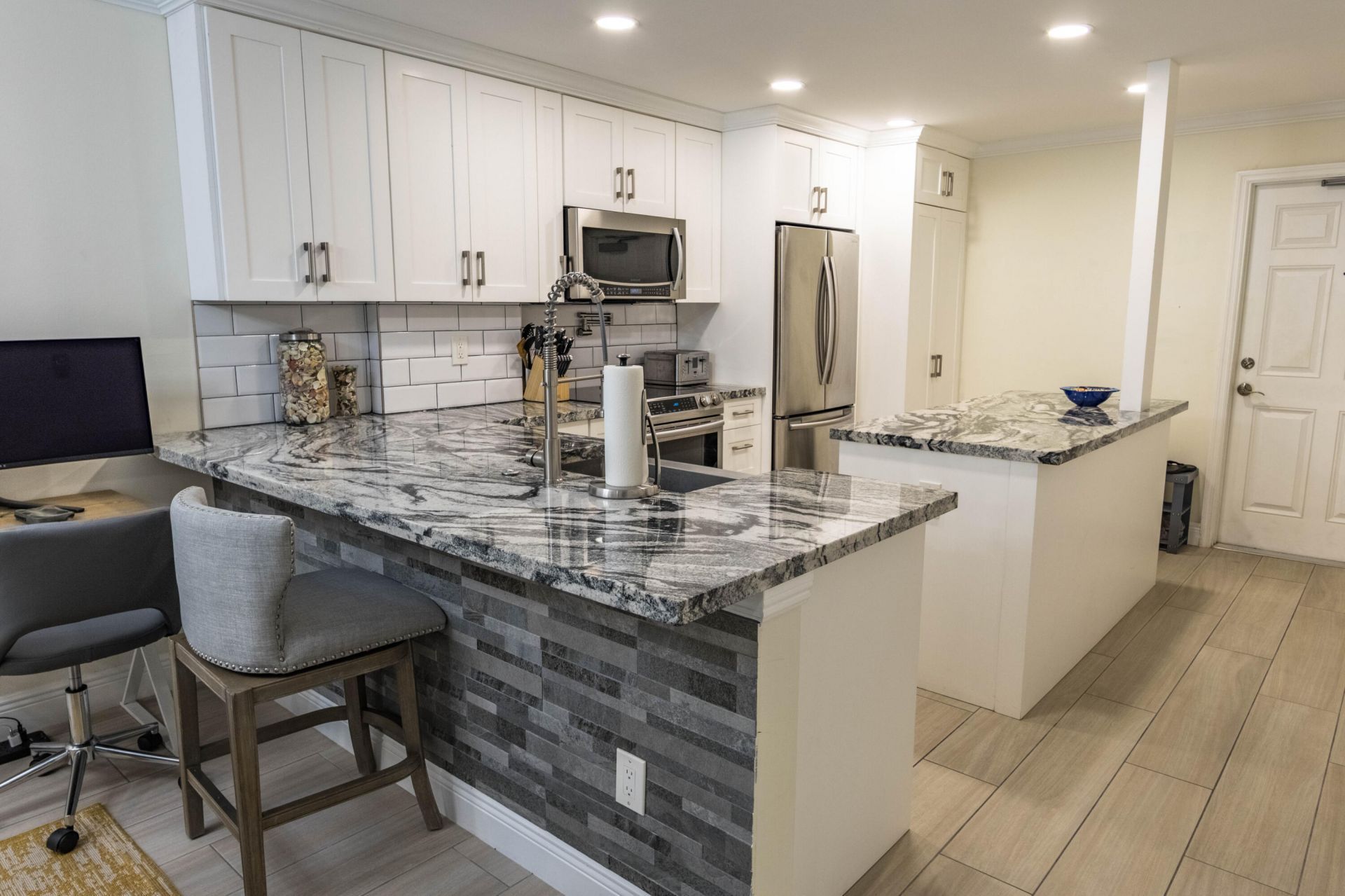 1021 Hillsboro Mile, Unit 203, Hillsboro Beach, FL 33062 Photo