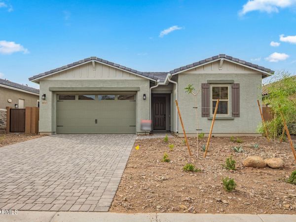 16943 W DESERT Lane, Goodyear, AZ 85338