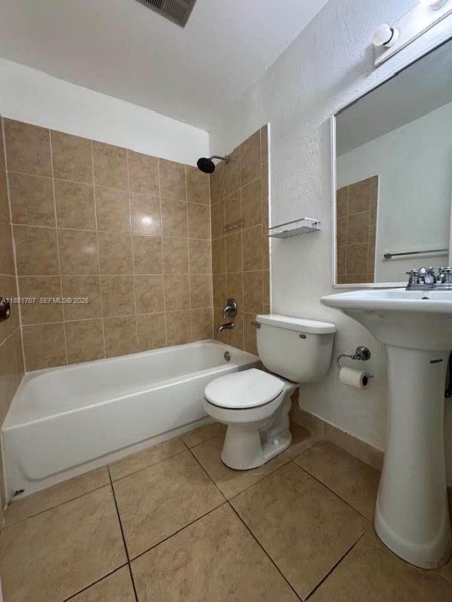 15480 SW 82nd Ln, Unit 228, Miami, FL 33193 Photo