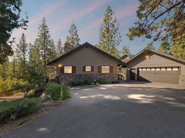 3490 Cedar Lane, Lake Almanor, CA 96137