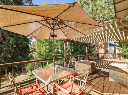 3490 Cedar Lane, Lake Almanor, CA 96137 Photo