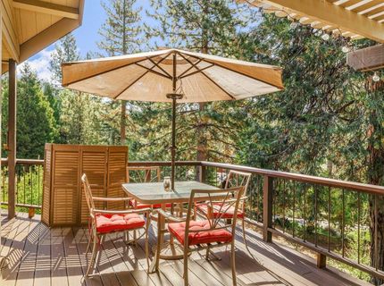3490 Cedar Lane, Lake Almanor, CA 96137 Photo