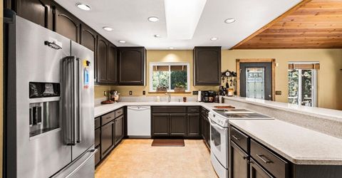 3490 Cedar Lane, Lake Almanor, CA 96137 Photo