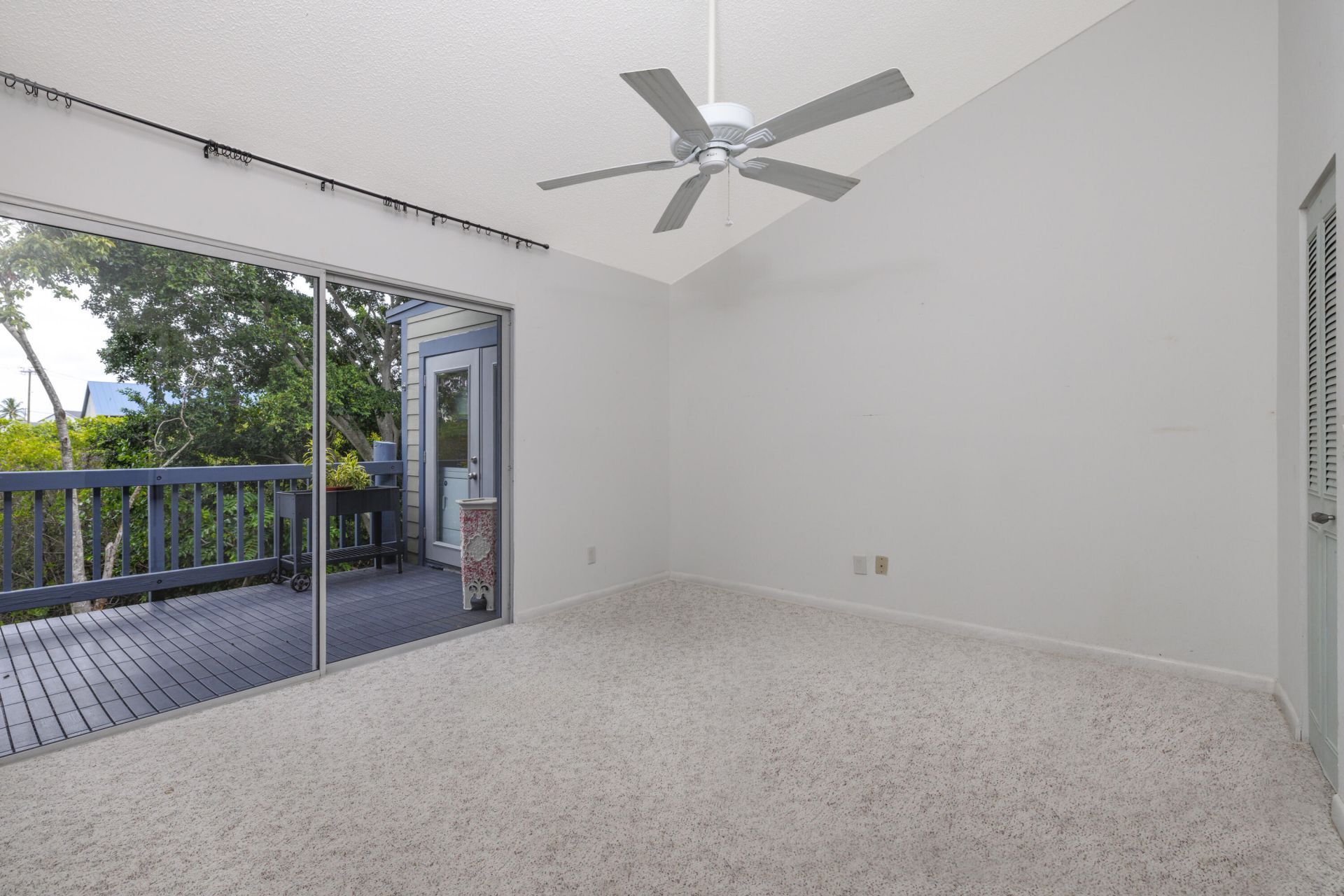 1421 NE 14th Court, Unit Q-26, Jensen Beach, FL 34957 Photo