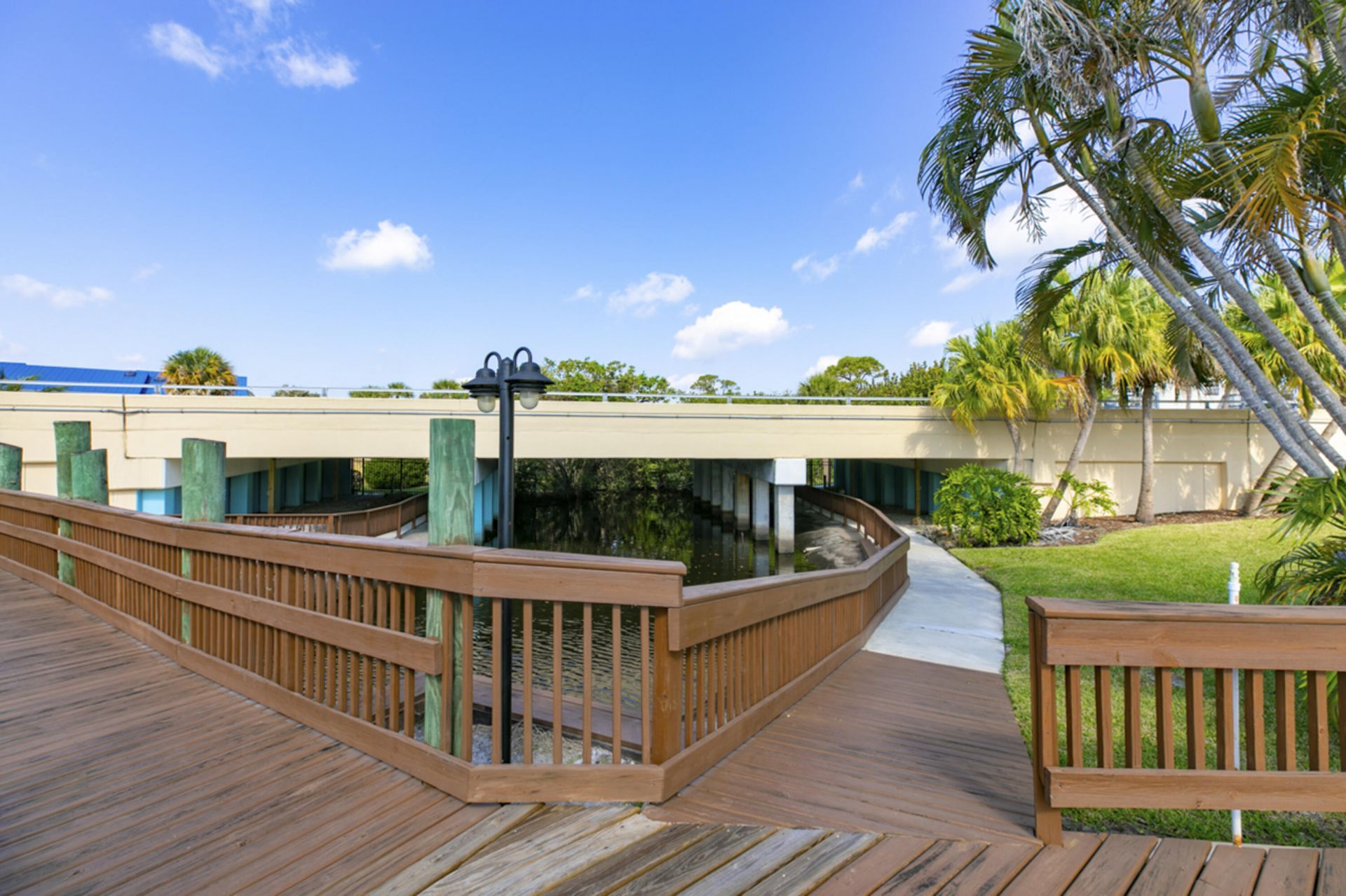 1421 NE 14th Court, Unit Q-26, Jensen Beach, FL 34957 Photo