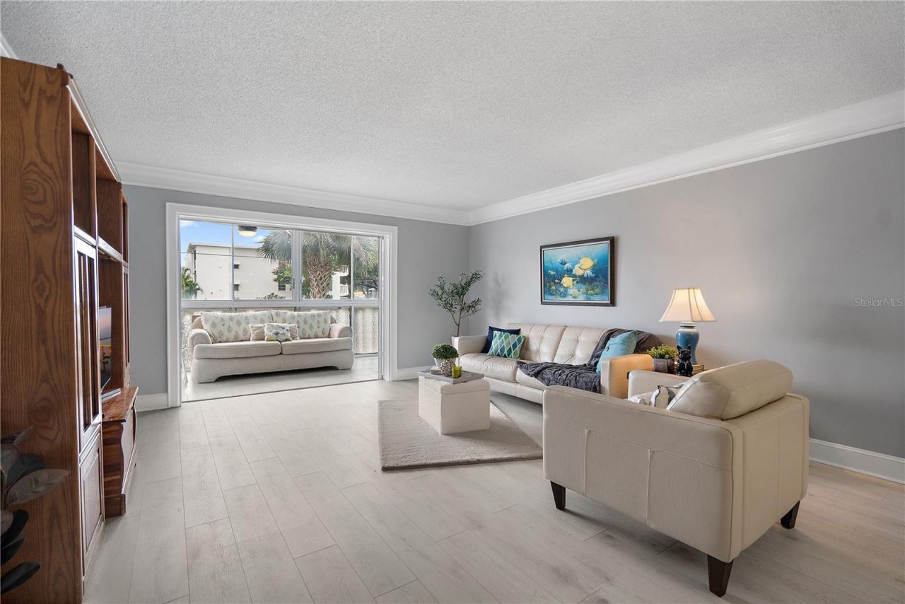 131 Bluff View Drive, Unit 109, Belleair Bluffs, FL 33770 Photo