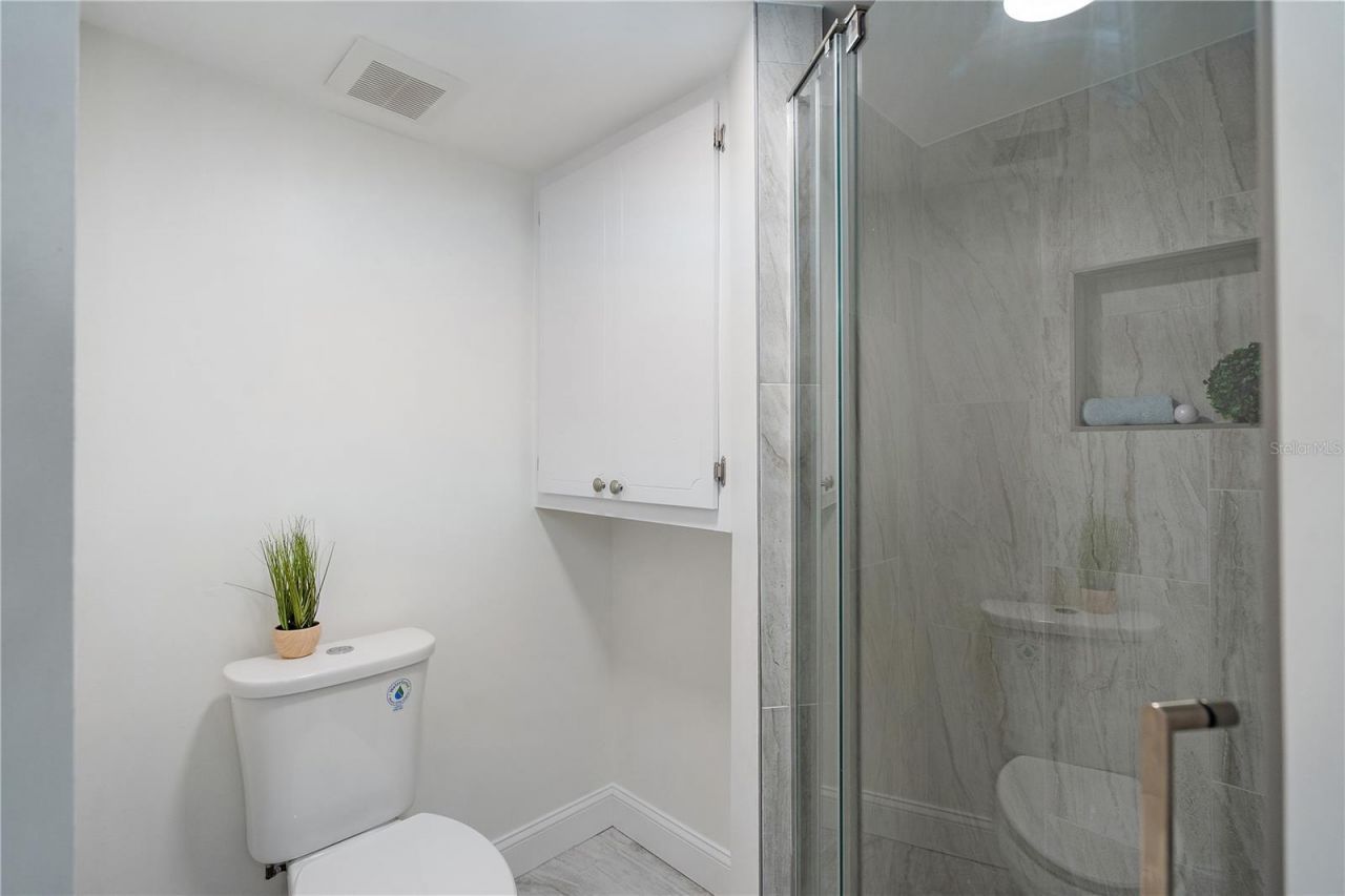 131 Bluff View Drive, Unit 109, Belleair Bluffs, FL 33770 Photo