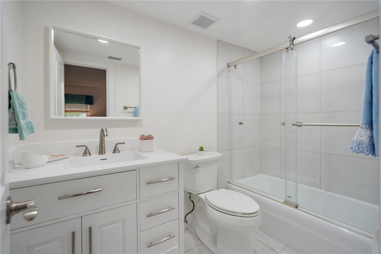 131 Bluff View Drive, Unit 109, Belleair Bluffs, FL 33770 Photo