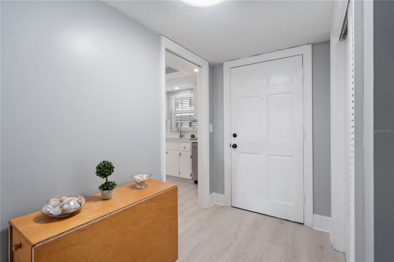 131 Bluff View Drive, Unit 109, Belleair Bluffs, FL 33770 Photo