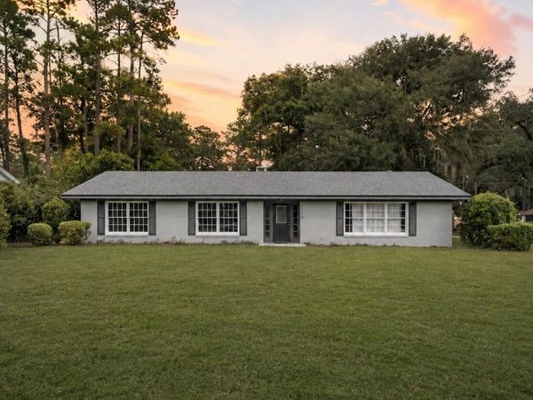 2119 Old Fort Drive, Tallahassee, FL 32301