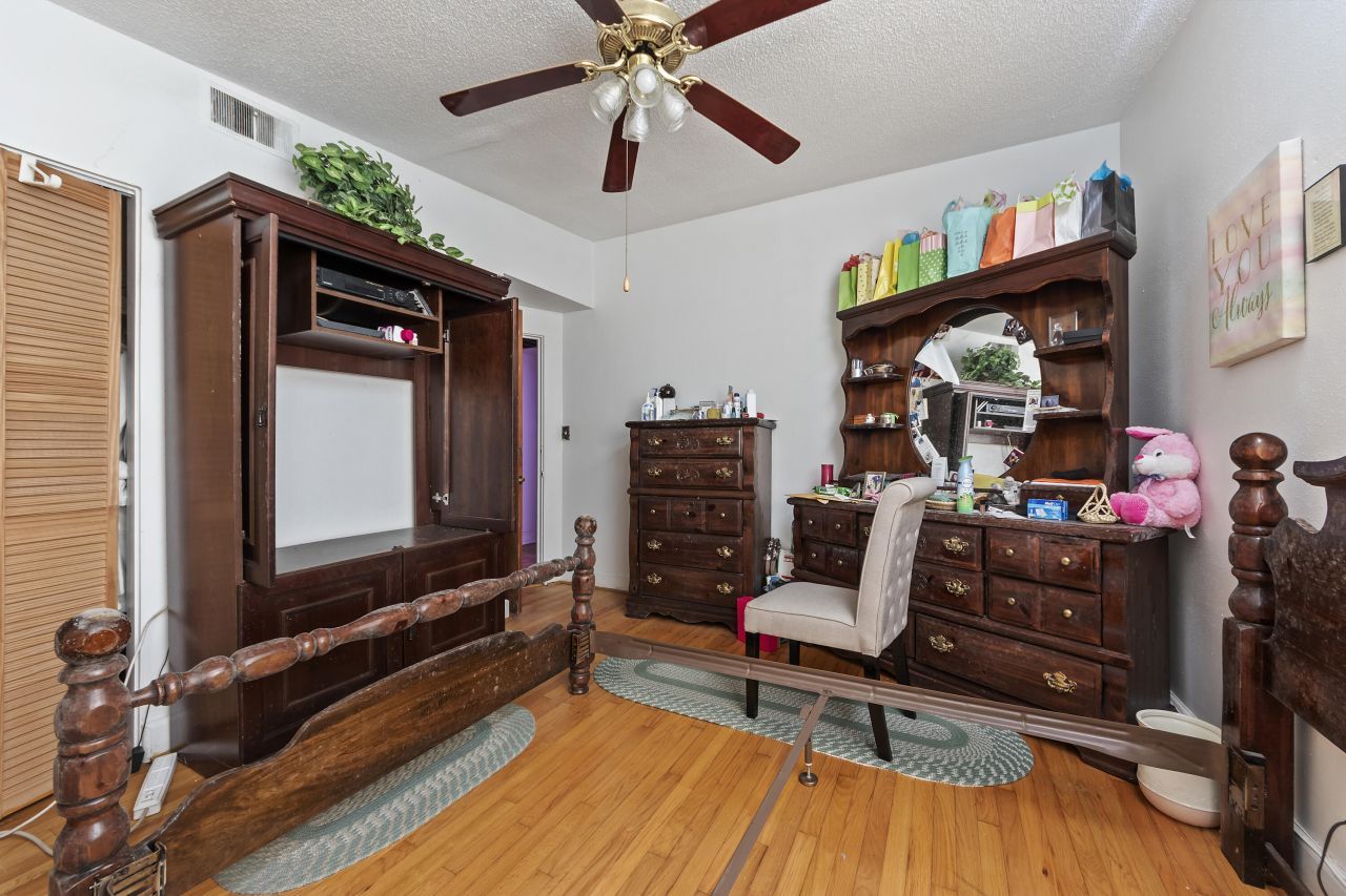 706 Argonne Street Photo 11