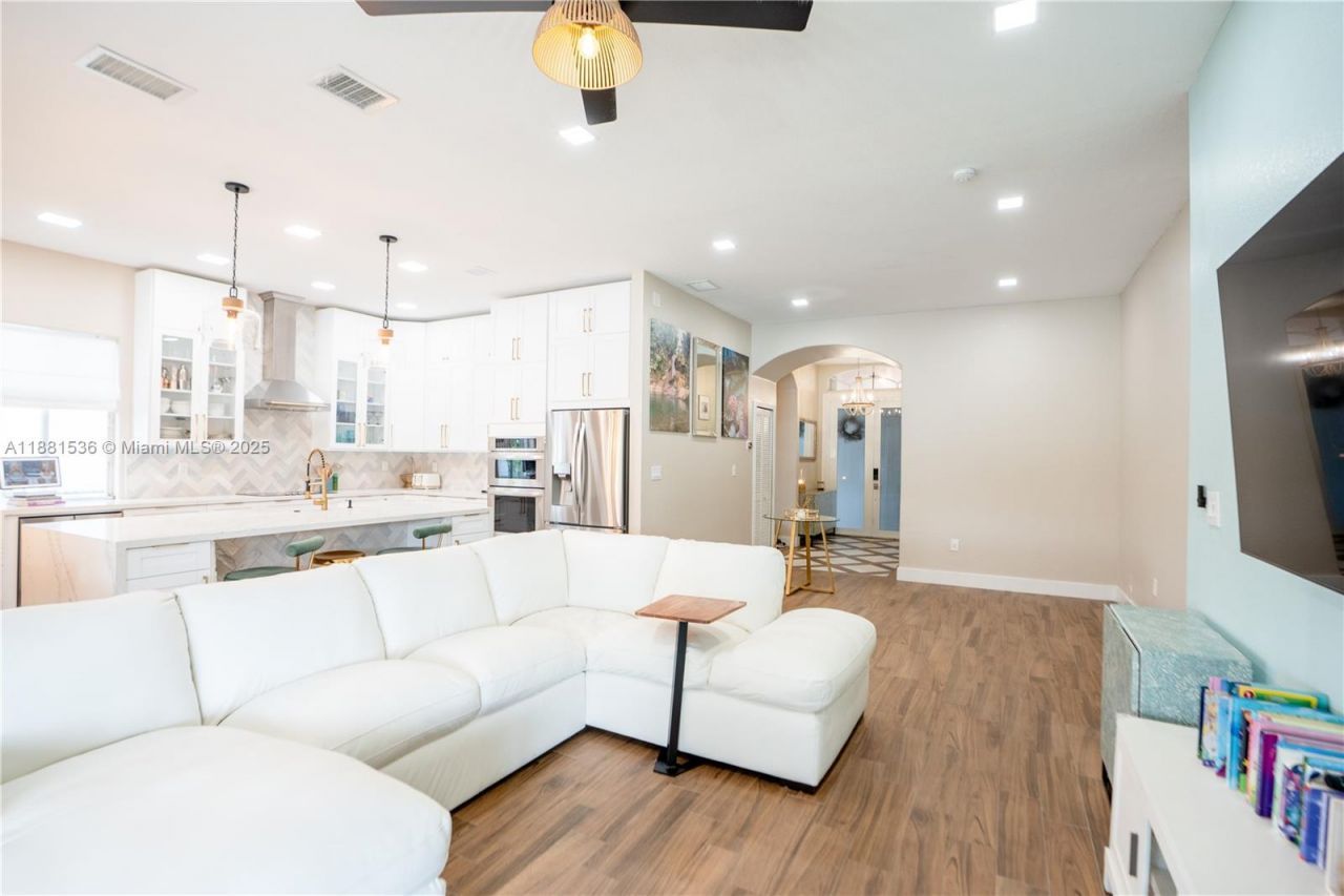 13000 SW 52nd St, Miramar, FL 33027 Photo