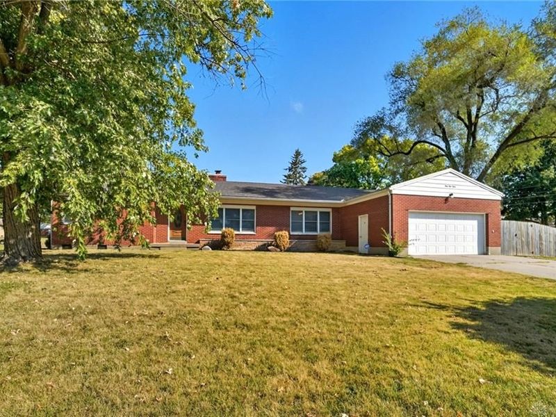 3880 Southview Avenue, Beavercreek, OH 45432 Photo 2