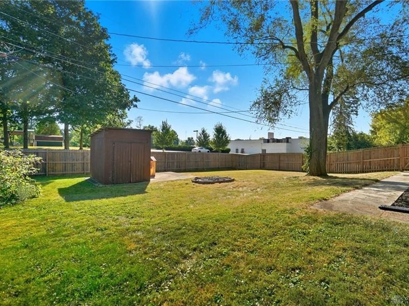 3880 Southview Avenue, Beavercreek, OH 45432 Photo 41