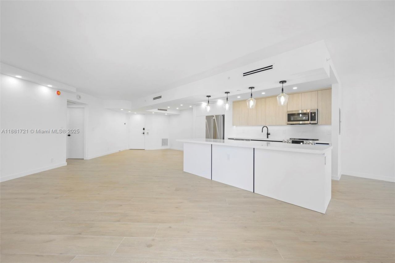 Please Call For Address, Unit 11A, Aventura, FL 33180 Photo