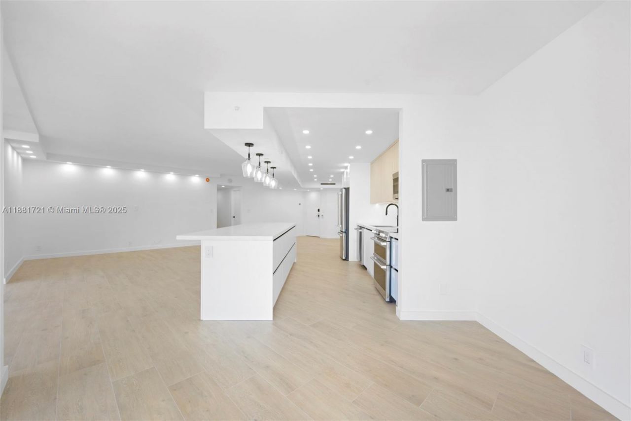 Please Call For Address, Unit 11A, Aventura, FL 33180 Photo