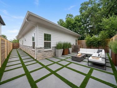 5312 Black Hawk Street, Dallas, TX 75212