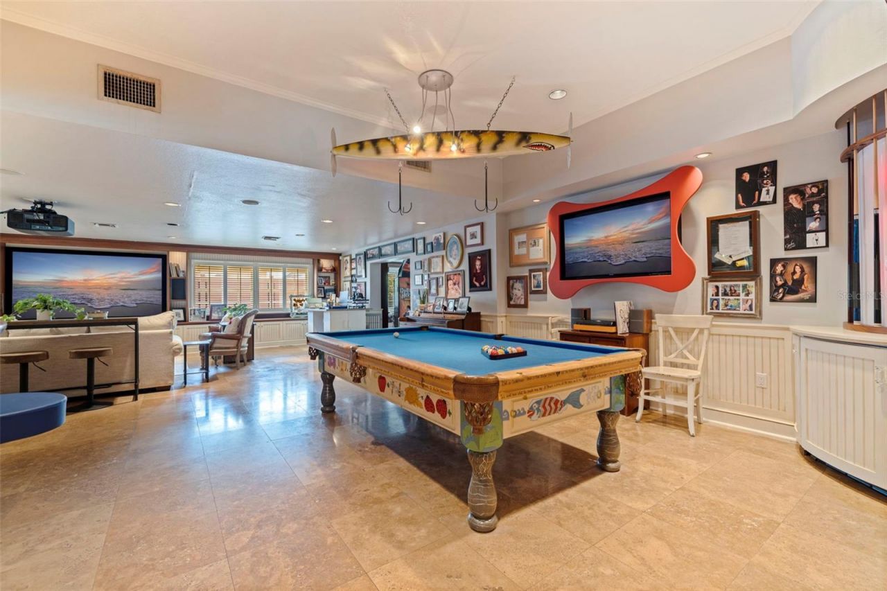 8846 Merrimoor Boulevard E, Seminole, FL 33777 Photo